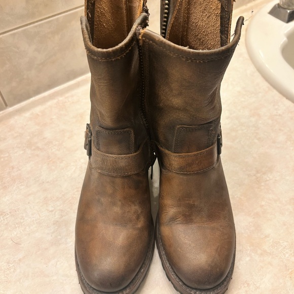 Freebirds - Picture 2 of 2